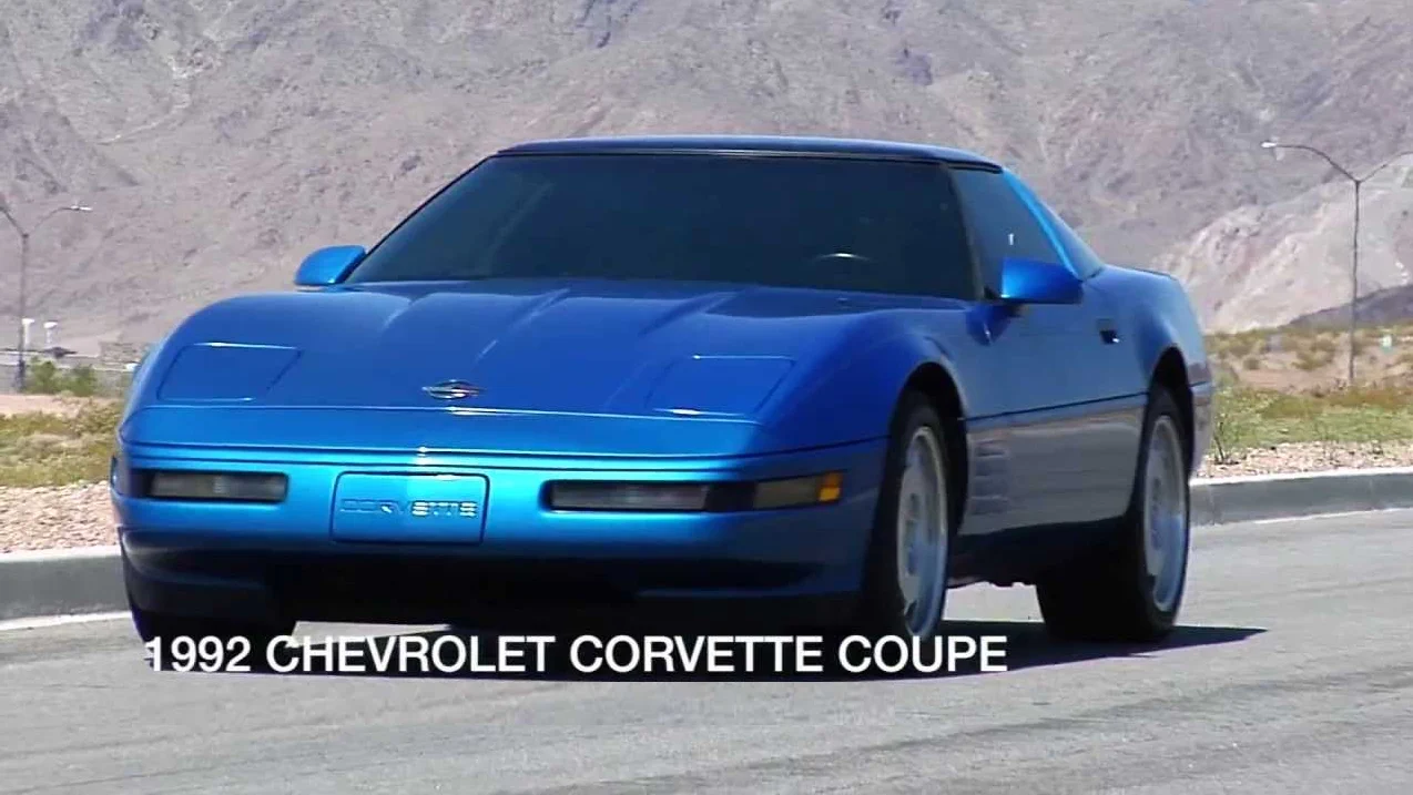 Corvette Generations/C4/C4 1992 front.webp